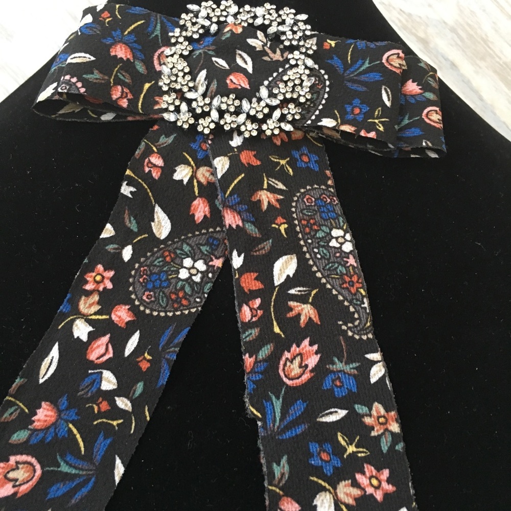 Sassy Jones Rhinestone Brooch Pin 😉
